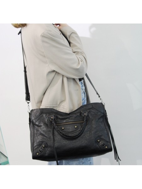 Borsa Balenciaga City in pelle nera